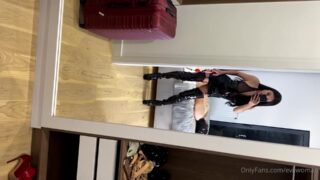 Evil Woman – Facesitting with bondage and nipple play 10 08 2020